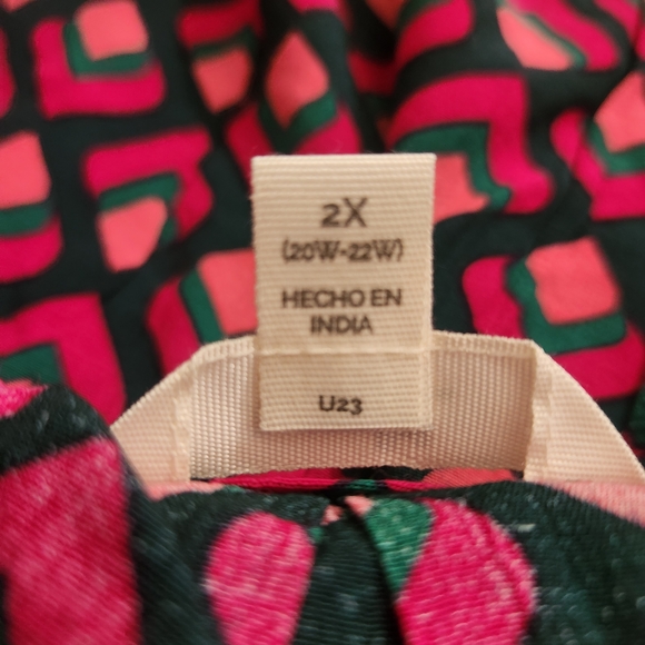 Terra & Sky Pink and Black Geometric Blouse - Picture 8 of 16